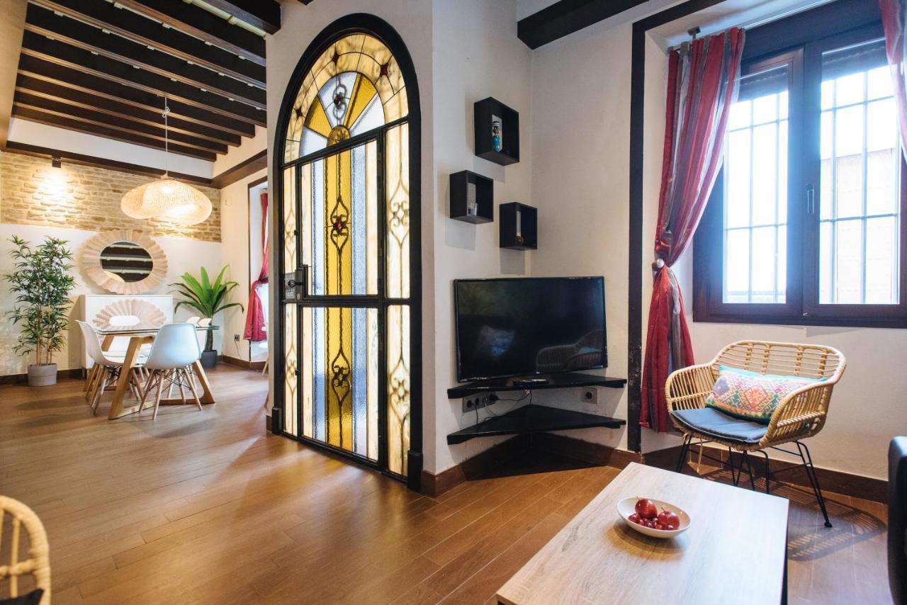 Divi Apartments Villa Reyes 2 Севилья Экстерьер фото