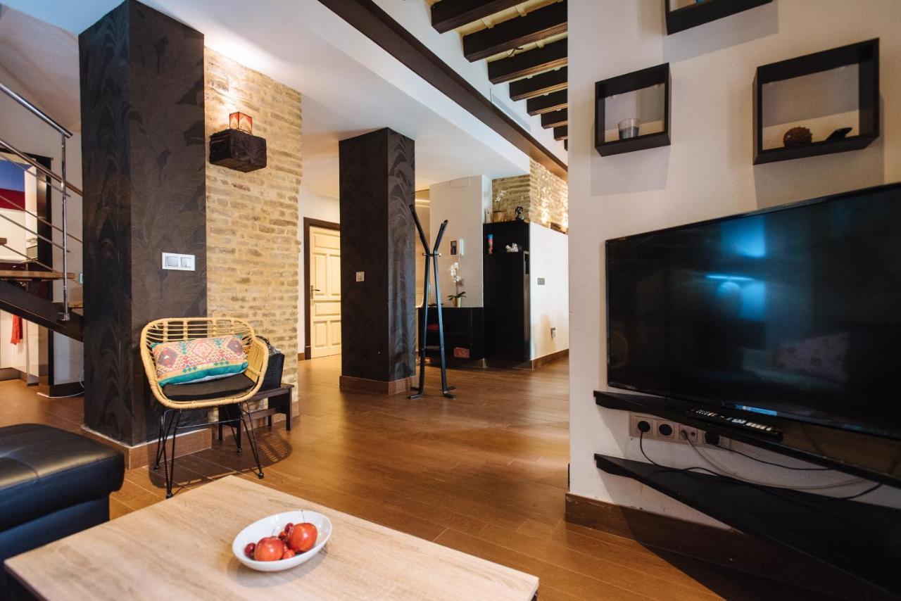 Divi Apartments Villa Reyes 2 Севилья Экстерьер фото